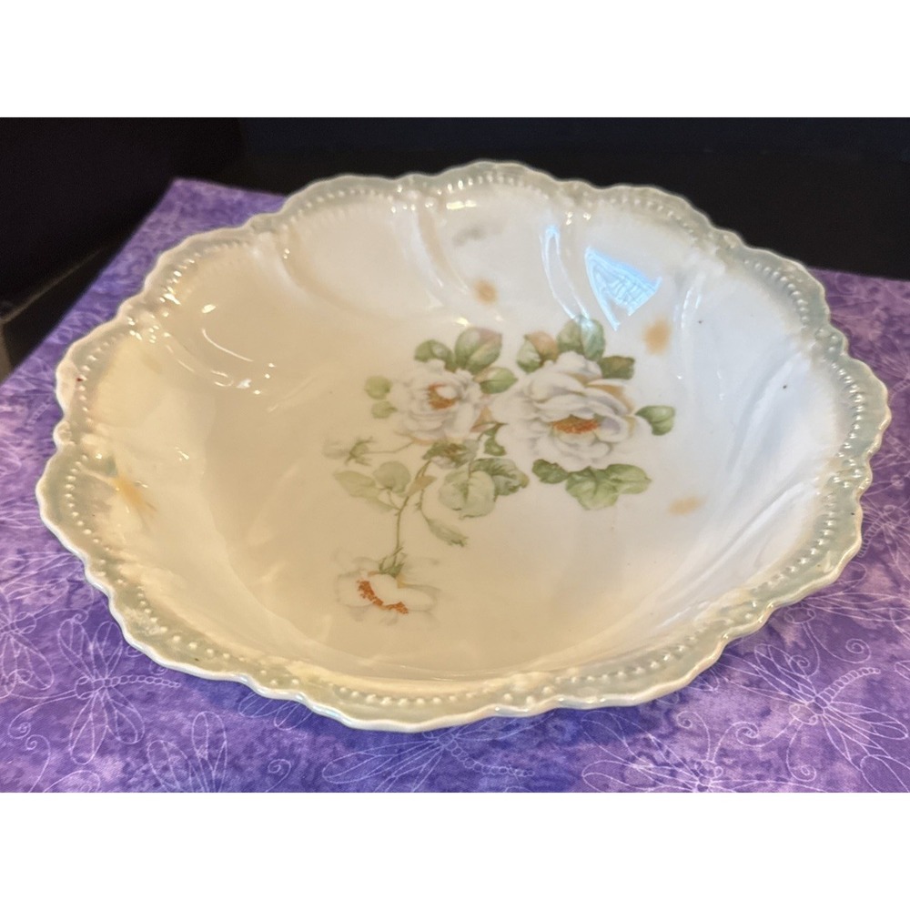 Leuchtenburg Germany Serving Bowl White Rose Green Scallop Edge Beaded READ‎